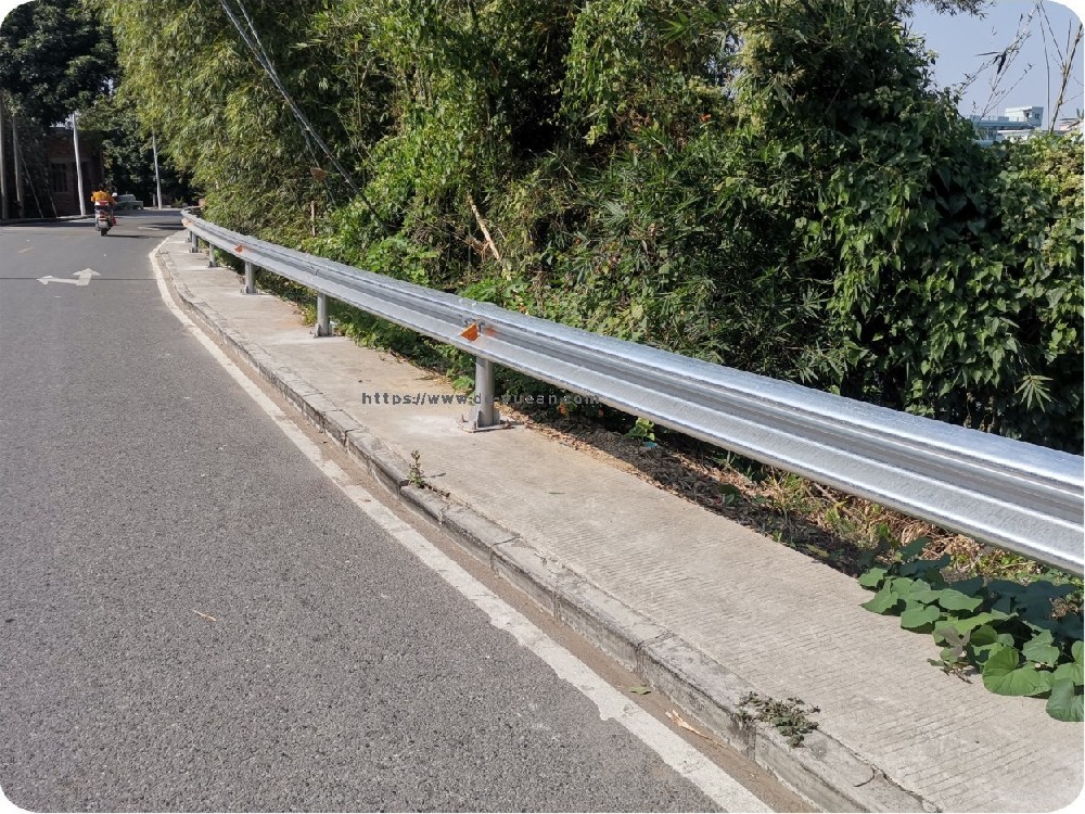 東莞市石排鎮(zhèn)四好農(nóng)村路建設(shè)工程福隆村圍路